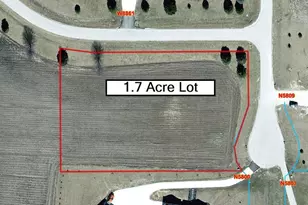 W8860 Halle Dr, Rosendale, WI 54974 - Photo 2