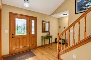 N115W19758 Shadow Wood Ct, Germantown, WI 53022 - Photo 10