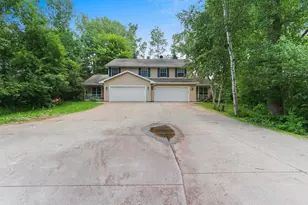 1637 Gabertfield Ct, Suamico, WI 54173 - Photo 50