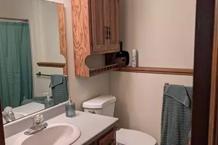 2050 Hilltop Dr, Ashwaubenon, WI 54313 - Photo 14
