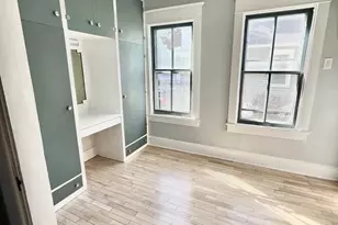 631 W 11th Ave, Oshkosh, WI 54902 - Photo 10