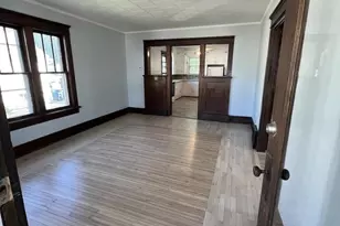 631 W 11th Ave, Oshkosh, WI 54902 - Photo 4