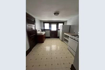 631 W 11th Avenue, Oshkosh, WI 54902 - Photo 16