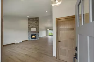 2859 Stelor Dr, Green Bay, WI 54311 - Photo 2