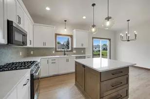2865 Stelor Dr, Green Bay, WI 54311 - Photo 18