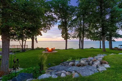 5011 Edgewater Beach Road, Green Bay, WI 54311 - Photo 4