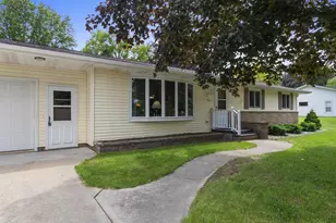 206 N Washington St, Bonduel, WI 54107 - Photo 2