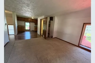 713 W Waupaca Street, New London, WI 54961 - Photo 20