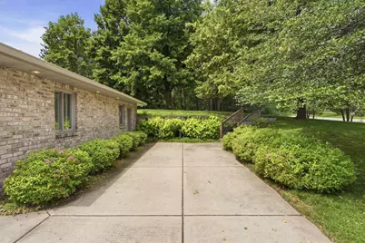 2581 White Pine Road, Suamico, WI 54313 - Photo 34