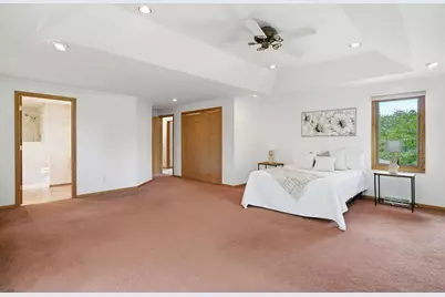 2581 White Pine Road, Suamico, WI 54313 - Photo 14