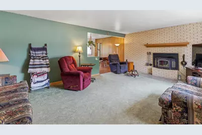 872 S Park Avenue, Fond du Lac, WI 54935 - Photo 2