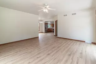N4816 County Rd B, New London, WI 54961 - Photo 20