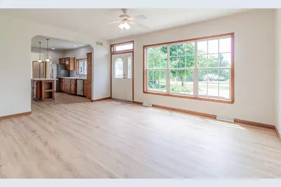N4816 County Road B, New London, WI 54961 - Photo 6
