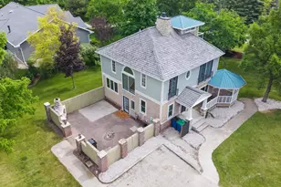 705 Lakeshore Dr, Kewaunee, WI 54216 - Photo 52