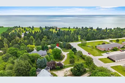 705 Lakeshore Drive, Kewaunee, WI 54216 - Photo 56