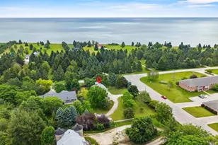 705 Lakeshore Dr, Kewaunee, WI 54216 - Photo 56