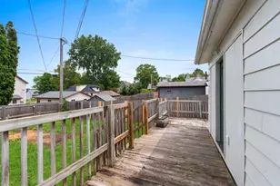 417 W Beacon Ave, New London, WI 54961 - Photo 48