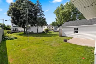 1727 N Clark St, Appleton, WI 54911 - Photo 8