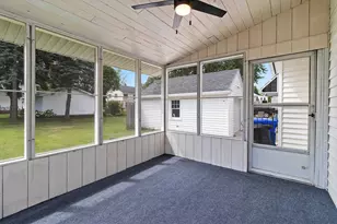 1727 N Clark St, Appleton, WI 54911 - Photo 20