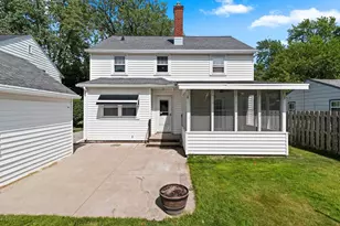 1727 N Clark St, Appleton, WI 54911 - Photo 10