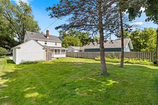 1727 N Clark St, Appleton, WI 54911 - Photo 12
