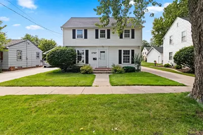 1727 N Clark Street, Appleton, WI 54911 - Photo 2
