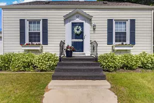 232 1st St, Menominee, MI 49858 - Photo 6