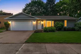 1001 S Arlington St, Appleton, WI 54915 - Photo 2