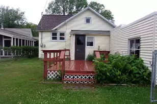 4208 10th St, Menominee, MI 49858 - Photo 2
