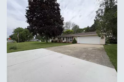 205 N Meyer Street, Cecil, WI 54111 - Photo 8