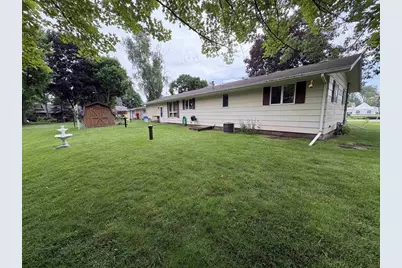 205 N Meyer Street, Cecil, WI 54111 - Photo 6
