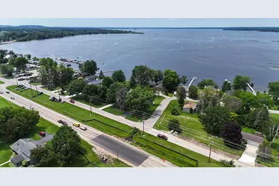 205 N Meyer Street, Cecil, WI 54111 - Photo 4