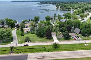 205 N Meyer St, Cecil, WI 54111 - Photo 28