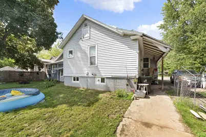 805 13th Avenue, Menominee, MI 49858 - Photo 2