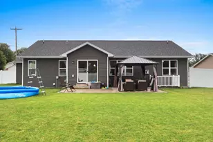 1124 Harold Dr, Menasha, WI 54952 - Photo 34