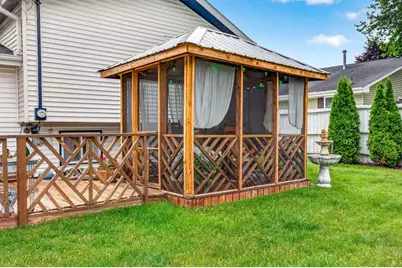 1164 Mayer Street, Menasha, WI 54952 - Photo 6