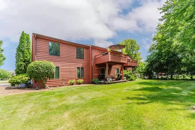 2250 Meadowbrook Court #Unit C, Oshkosh, WI 54904 - Photo 2