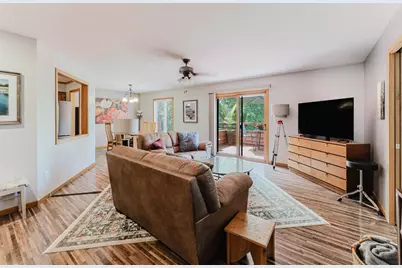 2250 Meadowbrook Court #Unit C, Oshkosh, WI 54904 - Photo 12