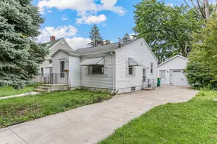 910 Wilson Ave, Green Bay, WI 54303 - Photo 1