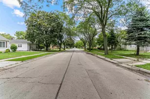 910 Wilson Ave, Green Bay, WI 54303 - Photo 18