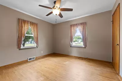 313 15th Street, Fond du Lac, WI 54935 - Photo 18