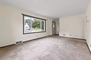 313 15th St, Fond du Lac, WI 54935 - Photo 10