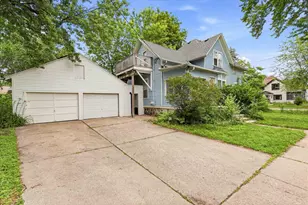 1103 N Division St, Appleton, WI 54911 - Photo 24