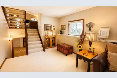 1385 W 18th Avenue #2, Oshkosh, WI 54902 - Photo 10