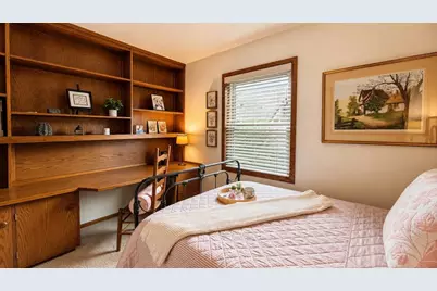 1385 W 18th Avenue #2, Oshkosh, WI 54902 - Photo 26