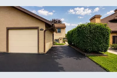 1385 W 18th Avenue #2, Oshkosh, WI 54902 - Photo 36