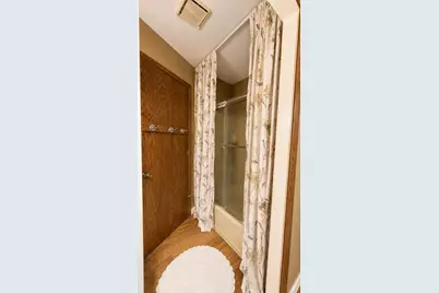 1385 W 18th Avenue #2, Oshkosh, WI 54902 - Photo 22