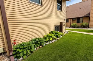 1385 W 18th Ave, Oshkosh, WI 54902 - Photo 34
