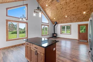 N9421 Baker Ln, Crivitz, WI 54114 - Photo 10