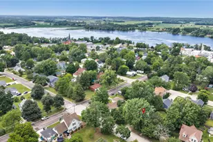 110 W Parker St, Weyauwega, WI 54983 - Photo 32